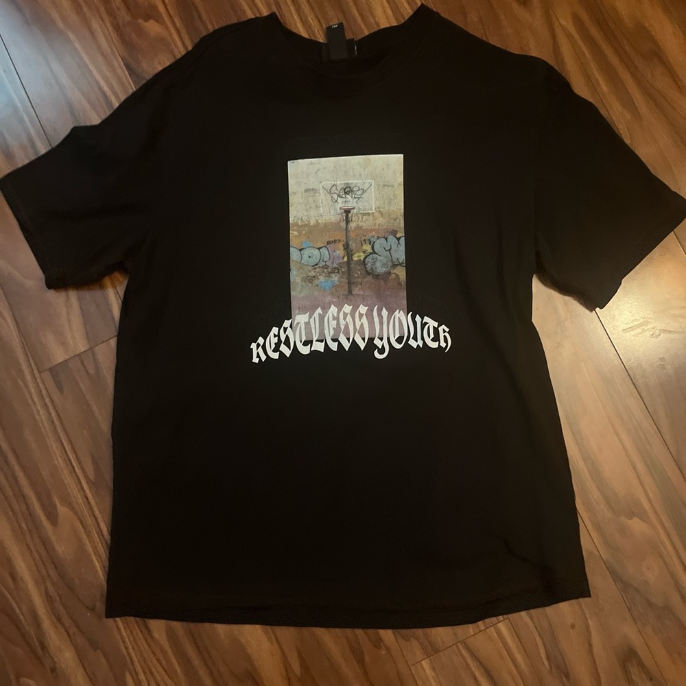 H&M size large “restless youth” men’s t-shirt